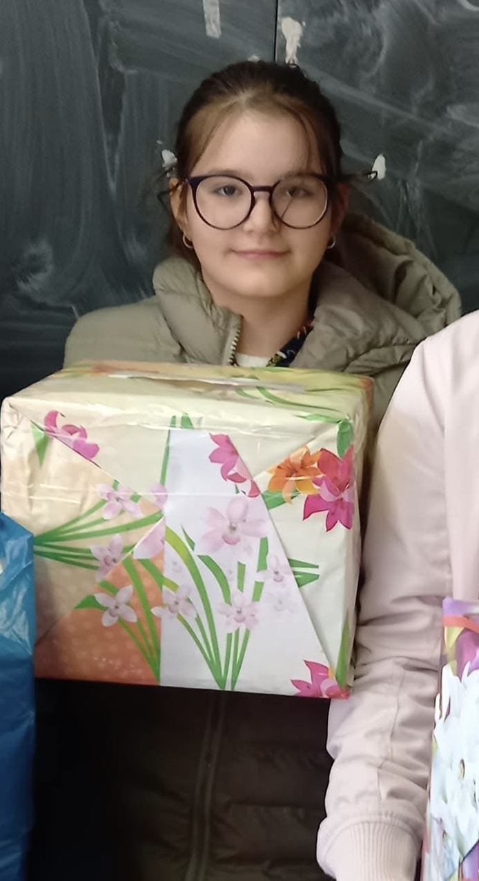 O surpriză pentru copiii nevoiași!